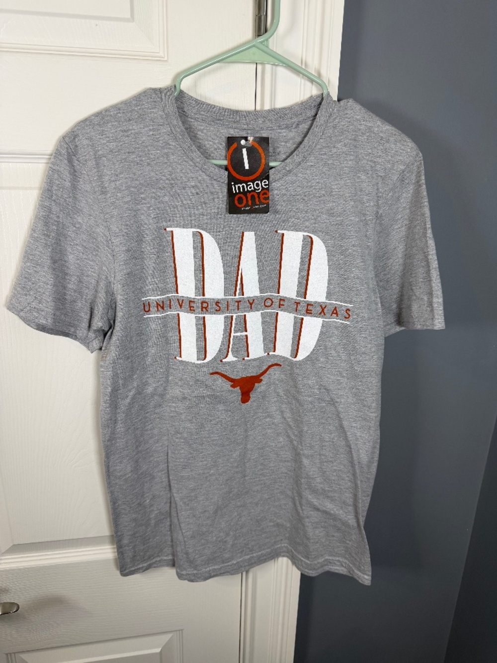 Texas Longhorns Dad T-Shirt Men’s Small Gray University of Texas Image One NWT